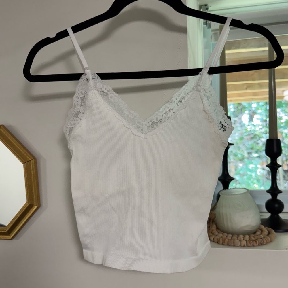 Lace Trimmed V Neck Tank Top